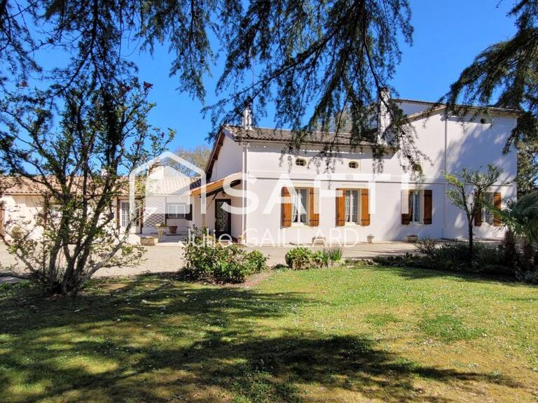 Maison en pierre sur un parc arboré de 4500 m2 — photo 1