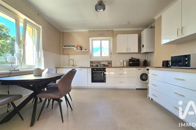 Appartement 4 pièces 243000 €