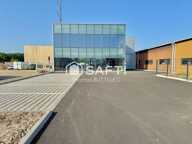 Local 800m2 Aigrefeuille-sur-Maine — photo 2