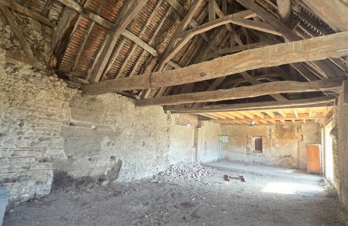 Vente Maison/villa 1 pièce — photo 2