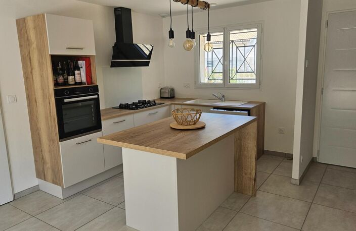 Maison neuve 2024 : le confort moderne dans un cadre paisible — photo 2