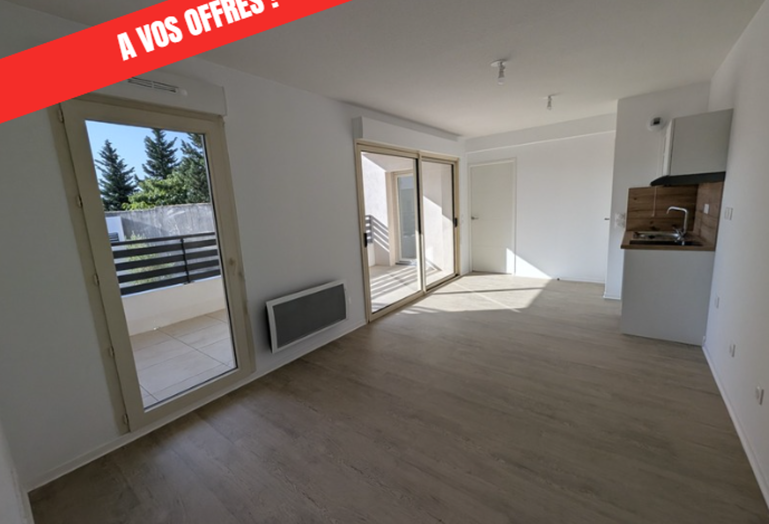 Vente appartement T2 47 m2 Nîmes Mont Duplan avec terrasse, vue dégagée et parking sous-sol — photo 1