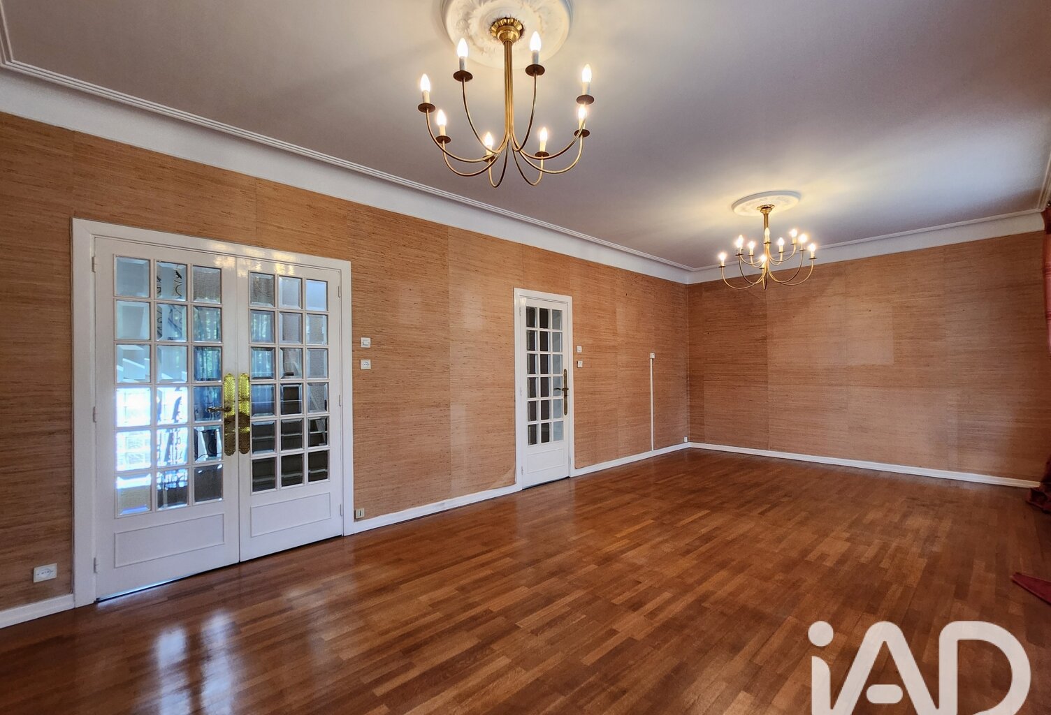 Vente Maison/villa 8 pièces — photo 1
