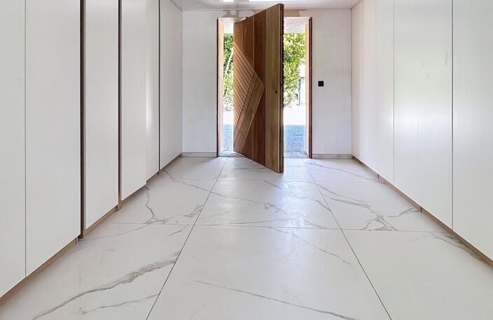 Propriété hors norme au style contemporain — photo 2