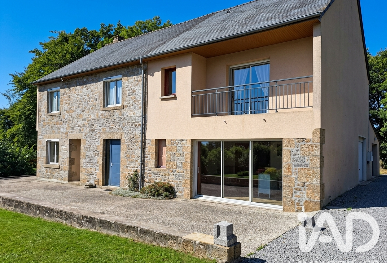 Vente Maison/villa 8 pièces — photo 1
