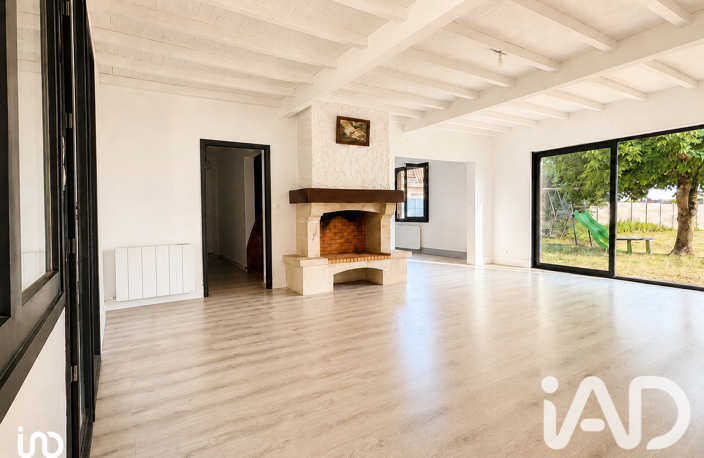 Vente Maison/villa 8 pièces — photo 2