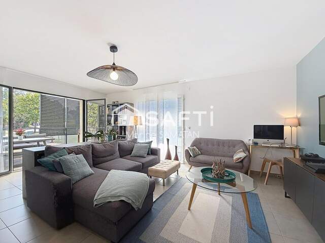 Grand T5 de 118m2 - double garage - terrasse — photo du bien