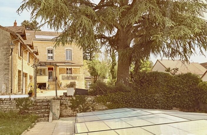 Vente Maison de ville 10 pièces — photo 2