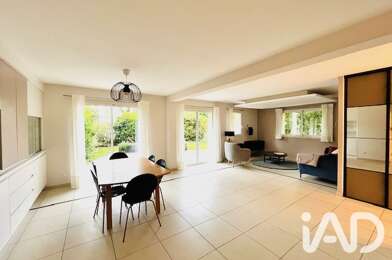 Appartement 5 pièces 2675 €