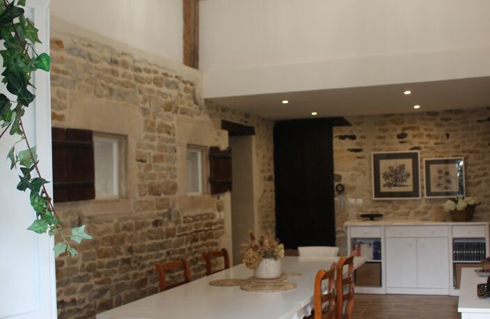 Vente Maison/villa 7 pièces — photo 2