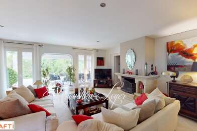 Maison 9 pièces 465000 €