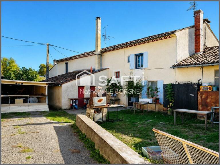Ensemble immobilier : 2 maisons / hangars /annexes — photo 1