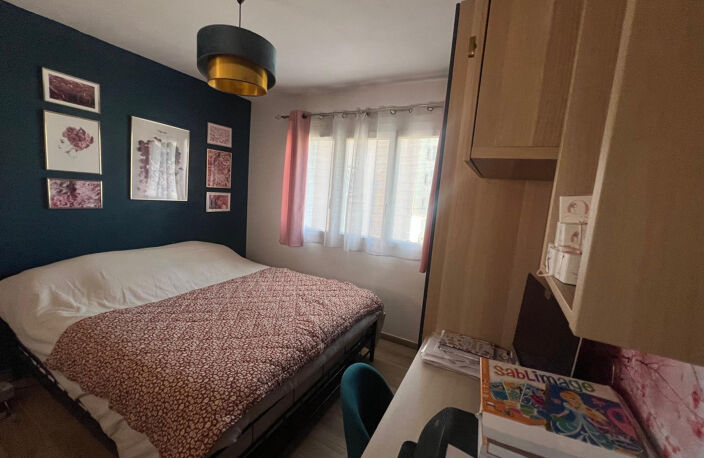 LE PRADET   Superbe T4 de 86 m2 entièrement rénové avec des — photo 5