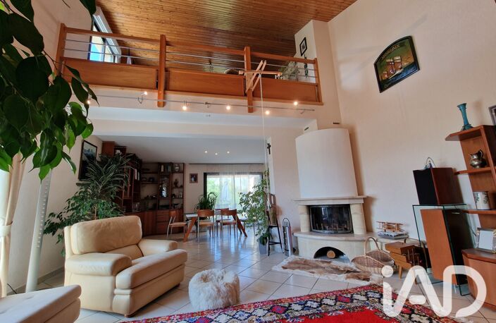 Vente Maison/villa 10 pièces — photo 3