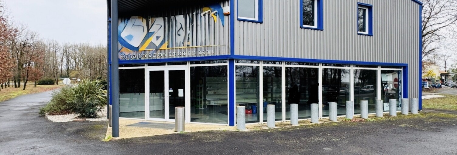 Commerce  830 m² à vendre à La Couronne (16400)