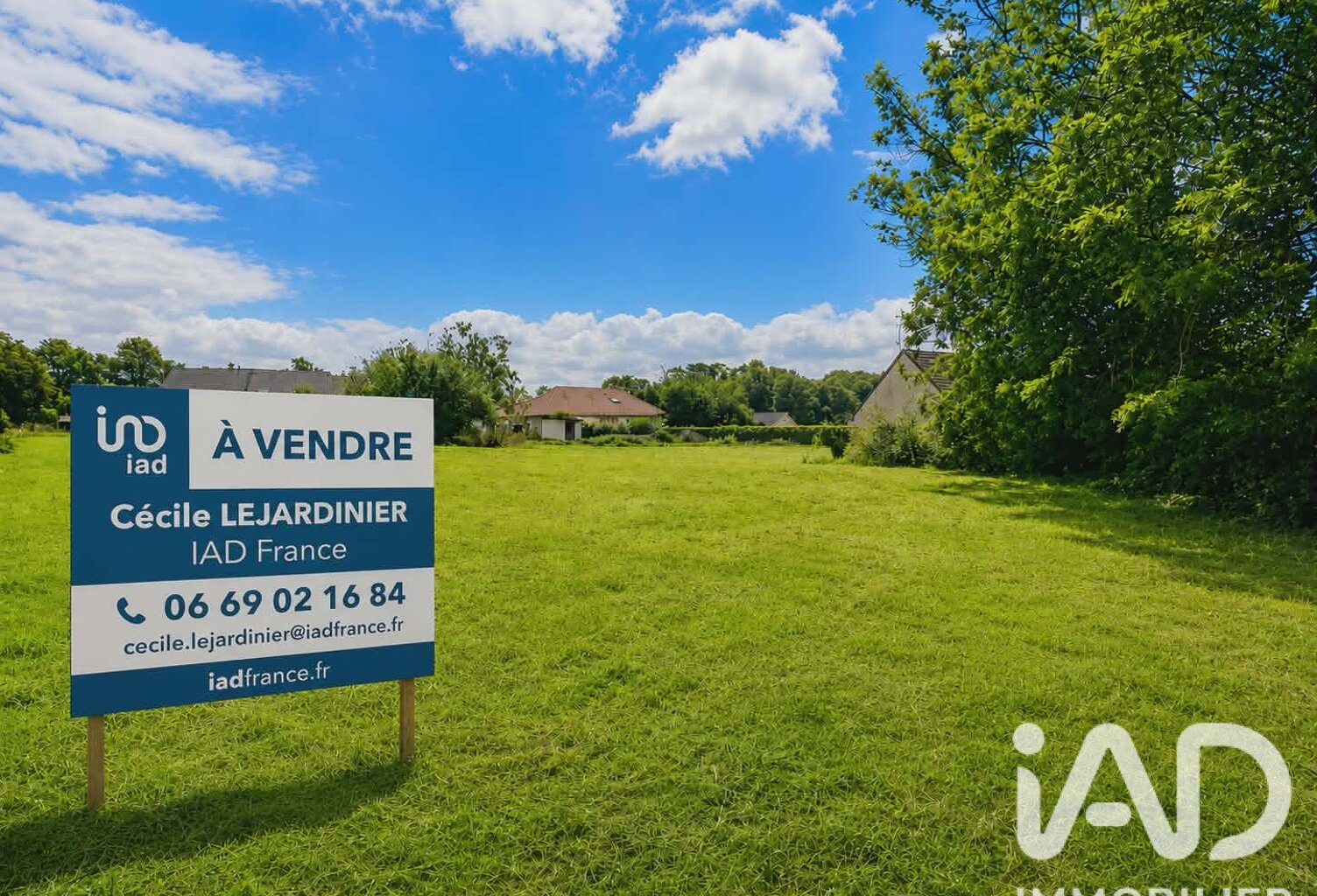 Vente Terrain à bâtir 1 400 m&sup2; — photo 1