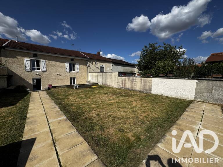 Vente Maison/villa 8 pièces — photo 1