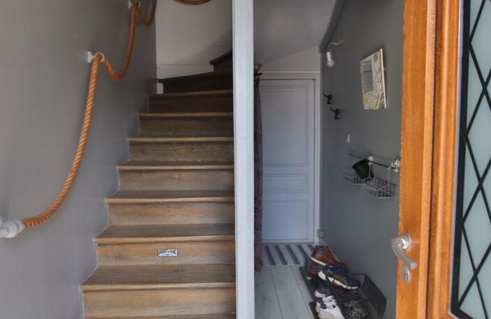 Vente Maison de ville 5 pièces — photo 2