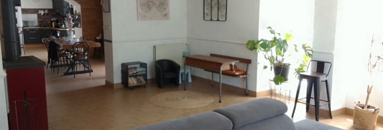 Maison 6 Pièces 174 m² à vendre à Saint-Étienne-du-Bois (85670)