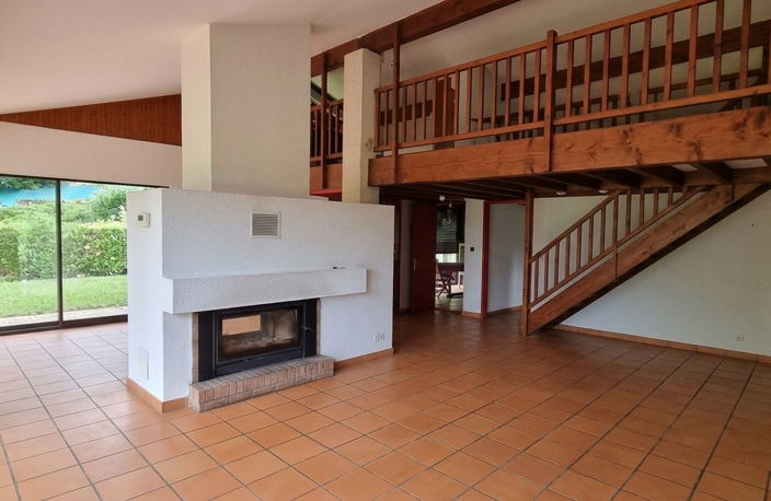 Vente Maison/villa 6 pièces — photo 2