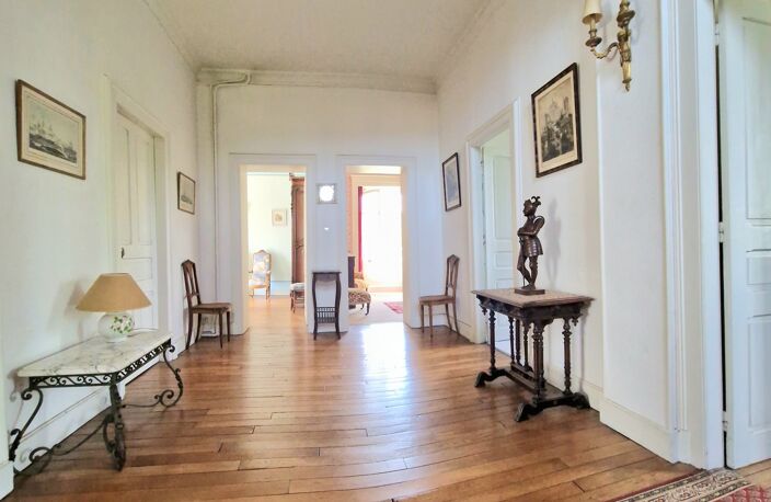 Vente Maison/villa 15 pièces — photo 2
