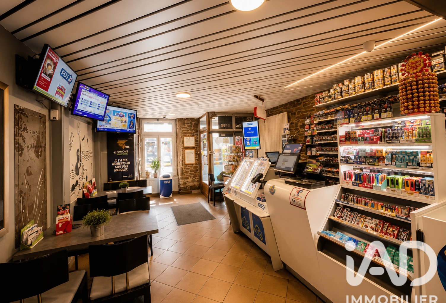 Vente Boutique/Local commercial 130 m&sup2; — photo 1