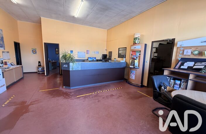 Vente Boutique/Local commercial 806 m&sup2; — photo 2