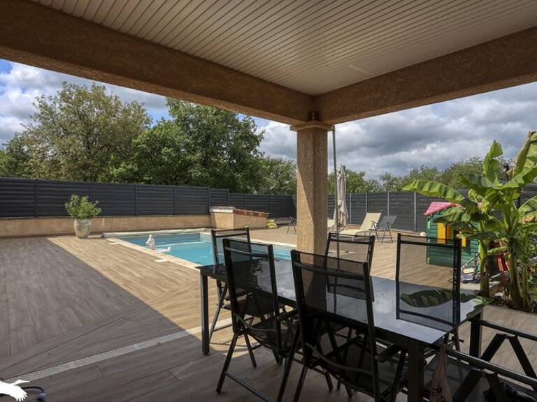 Contemporaine de 8 pièces principales — photo 1