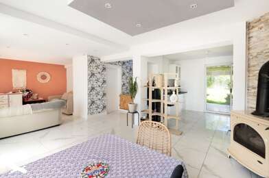 Maison 5 pièces 249575 €