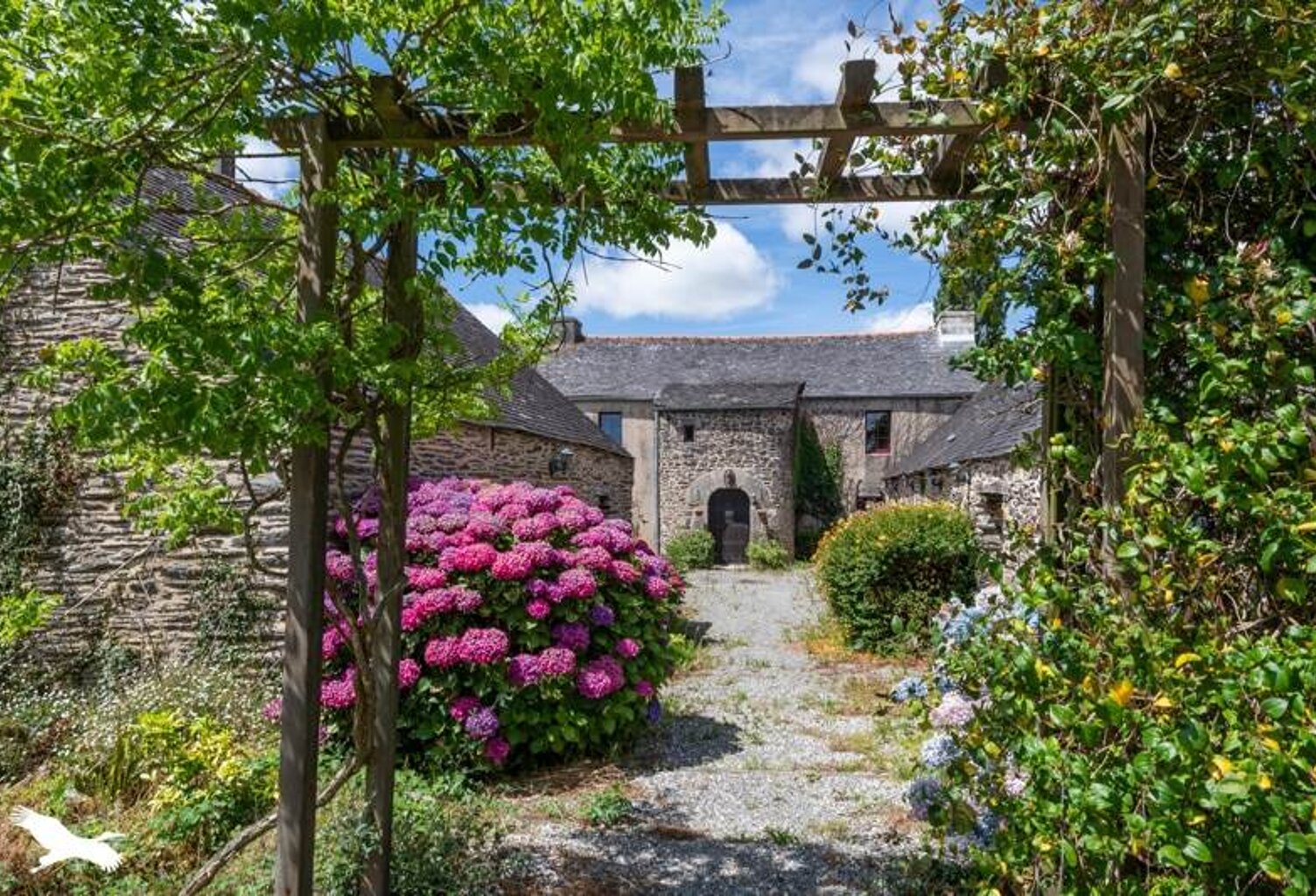 Manoir de 10 pièces principales — photo 1