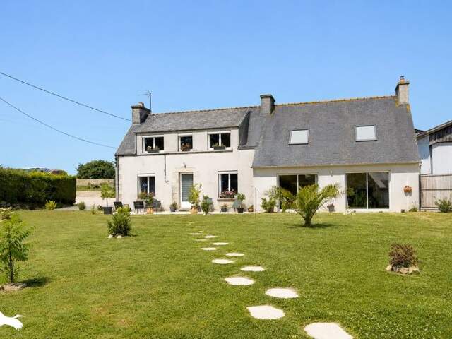 Maison 5 pièces 131 m² à Lannéanou — photo du bien