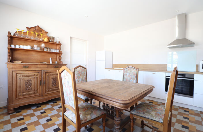SAINT PALAIS SUR MER - 400 M PLAGE DU BUREAU ET DES COMMERCES - MAISON DE FAMILLE 178 m2 HAB à RENOVER — photo 4