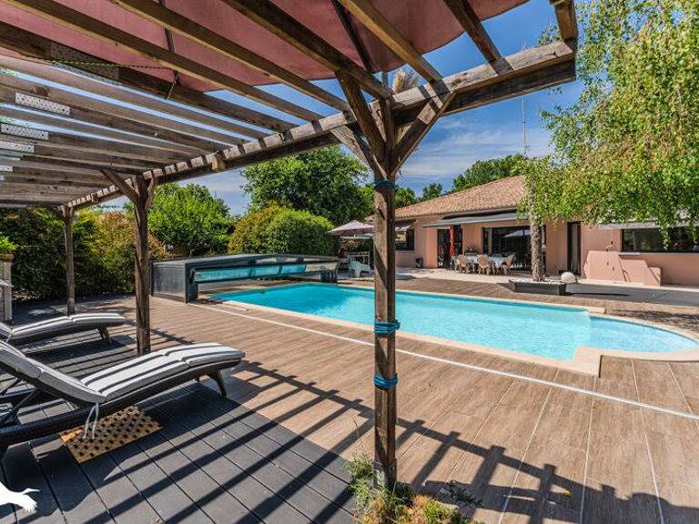 Contemporaine de 6 pièces principales — photo 1