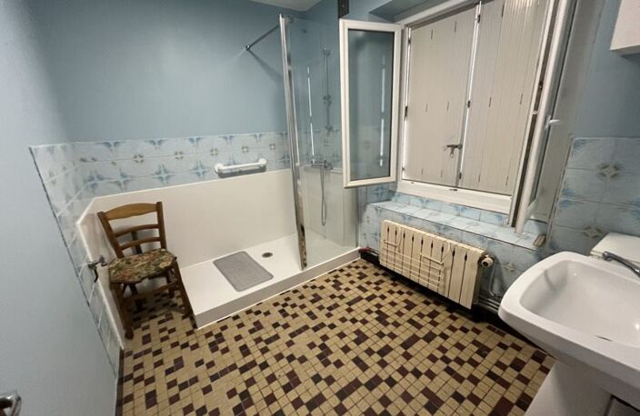 Vente maison 4 pièces 142 m² Chavin (36200) — photo 3