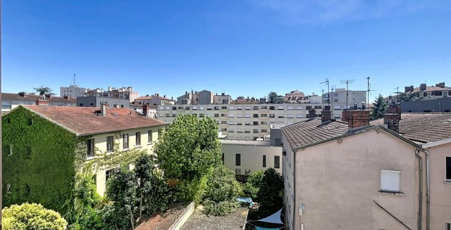 Duplex de 3 pièces principales — photo 1