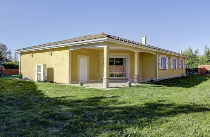 Vente maison 6 pièces 128 m² Saint-Lieux-lès-Lavaur (81500) — photo 2