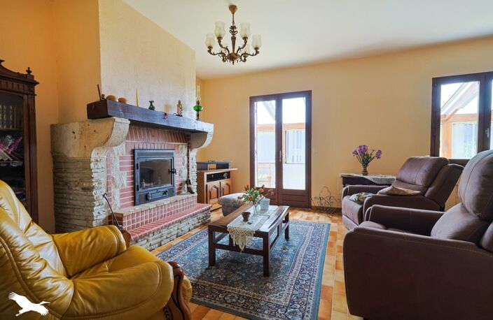 Maison de ville de 5 pièces principales — photo 2