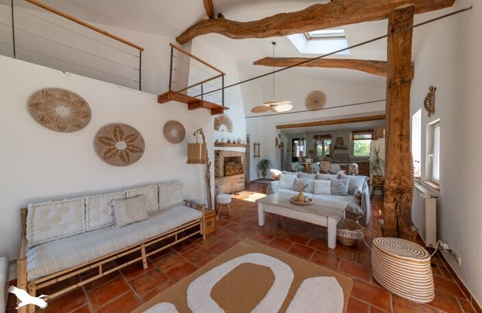 Maison en pierre de 6 pièces principales — photo 2