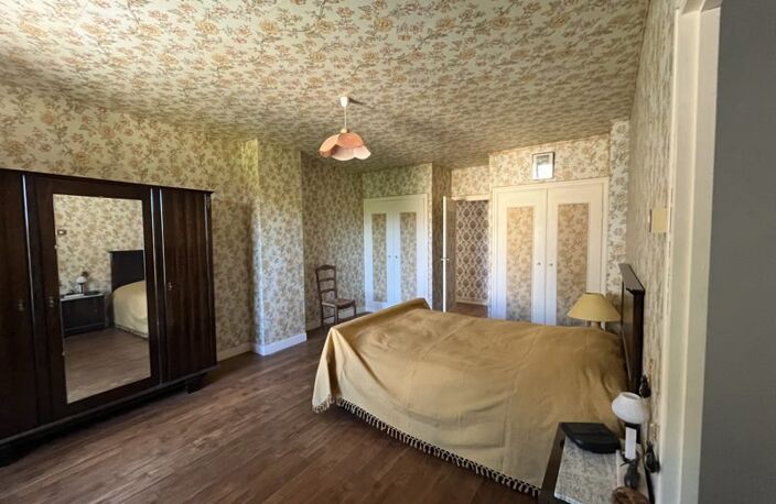 Maison en pierre de 4 pièces principales — photo 3