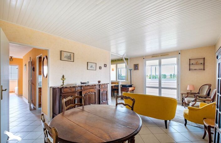 Vente appartement 3 pièces 68 m² Saint-Priest (69800) — photo 4