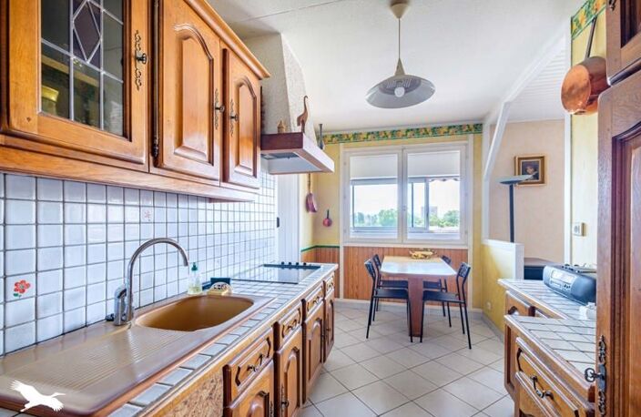 Vente appartement 3 pièces 68 m² Saint-Priest (69800) — photo 5