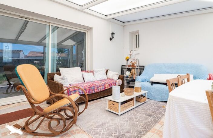 Vente maison 4 pièces 98 m² Le Château-d'Oléron (17480) — photo 2