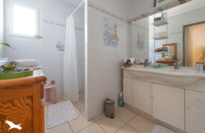 Vente maison 4 pièces 98 m² Le Château-d'Oléron (17480) — photo 5