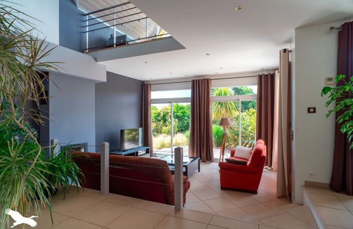 Contemporaine de 6 pièces principales — photo 2