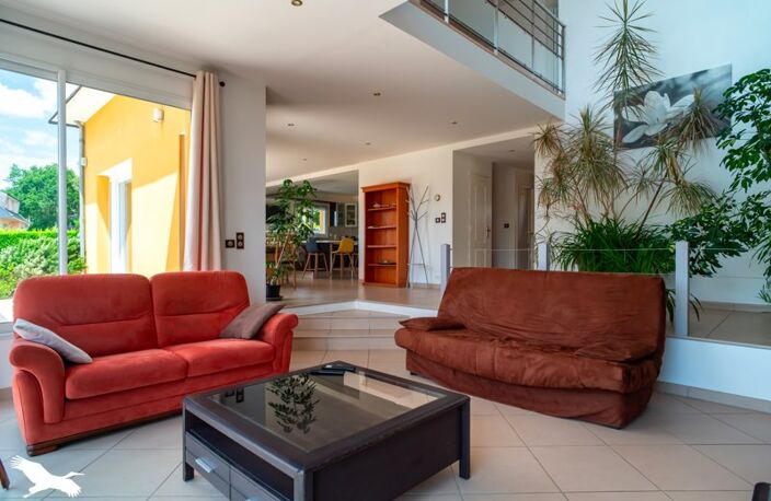 Contemporaine de 6 pièces principales — photo 4