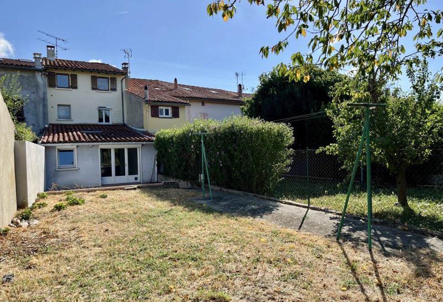 Maison de ville de 5 pièces principales — photo 1