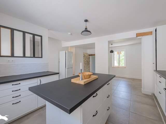 Maison 4 pièces 104 m² à Thil — photo du bien