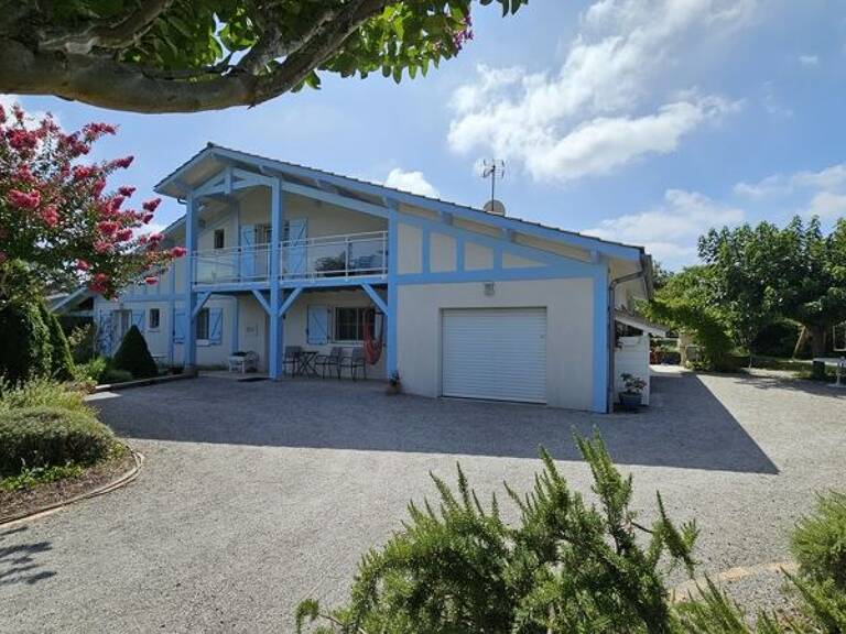Maison 5 pièces 220 m² — photo 1
