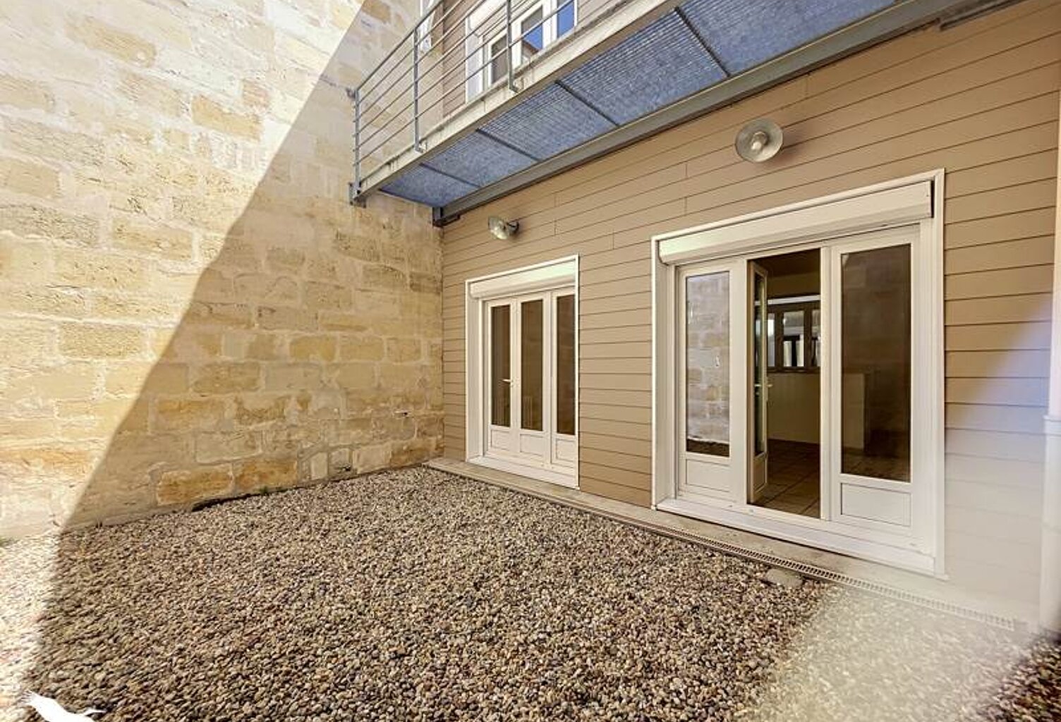 Duplex de 4 pièces principales — photo 1