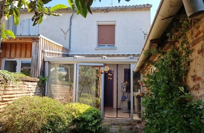 Maison de ville de 7 pièces principales — photo 3